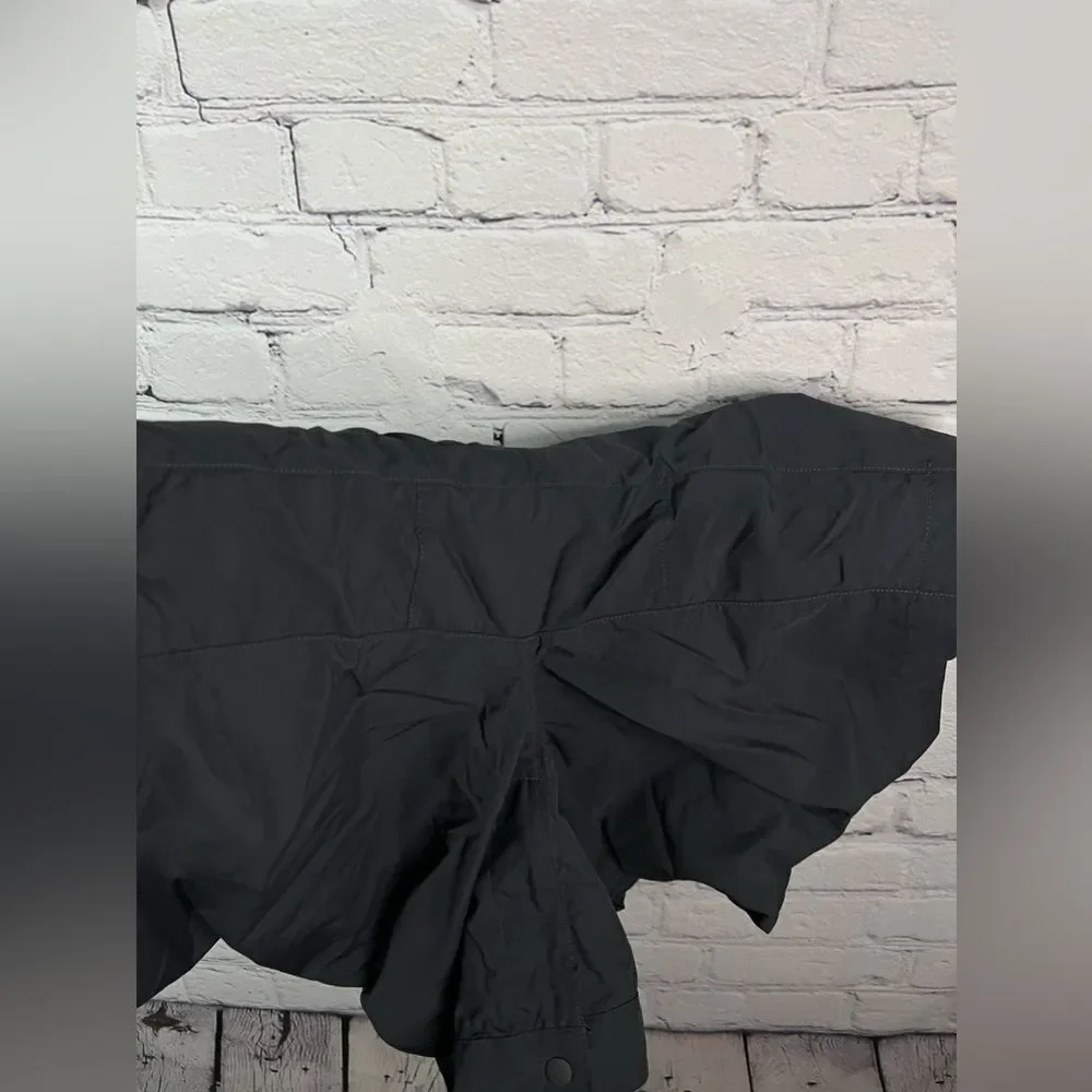 The North Face Shorts Mens 38 Black 100% Nylon Hiking Outdoor Travel‎ Flat Front